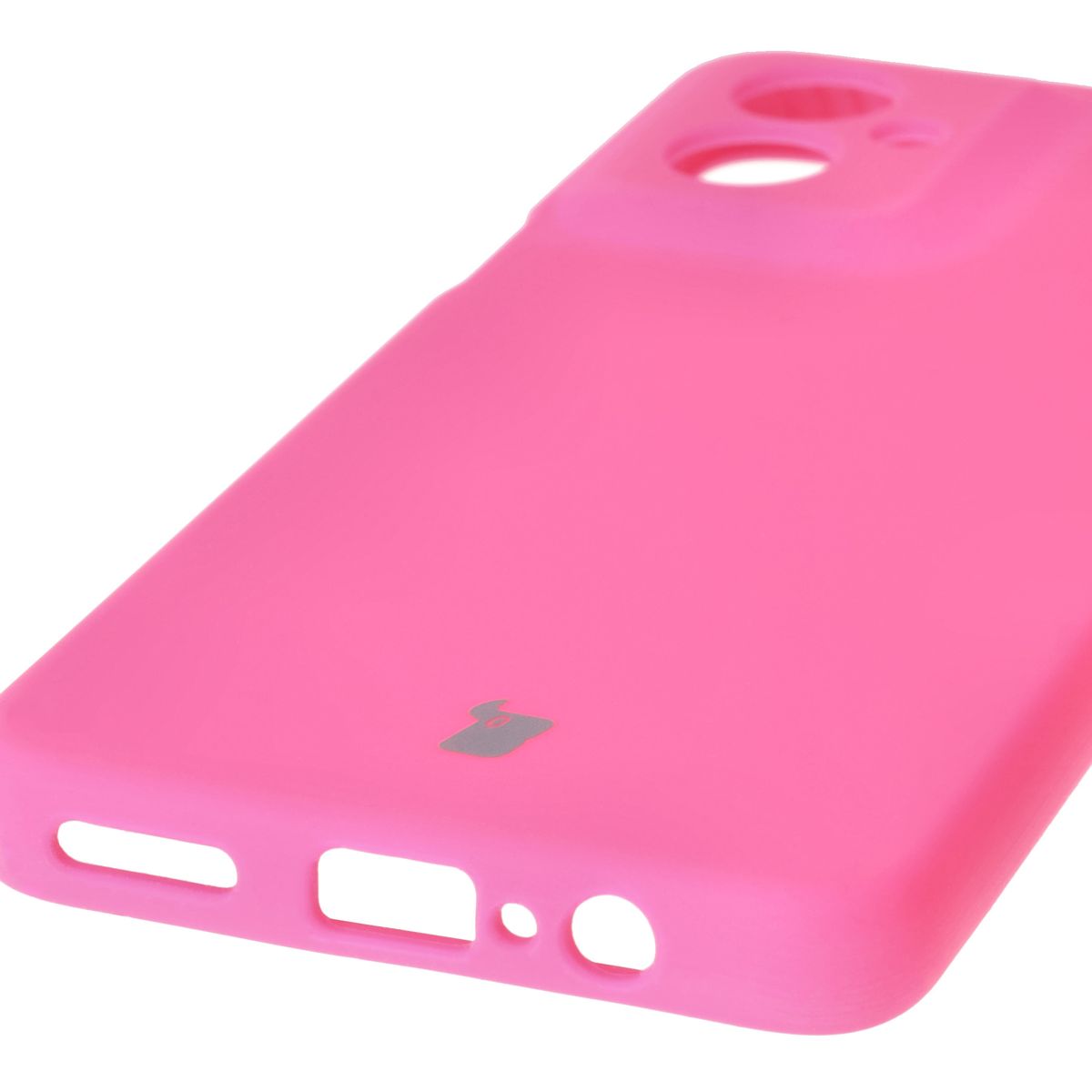 Zbliżenie na precyzyjne wycięcia i możliwość ładowania indukcyjnego w etui Bizon Soft Case