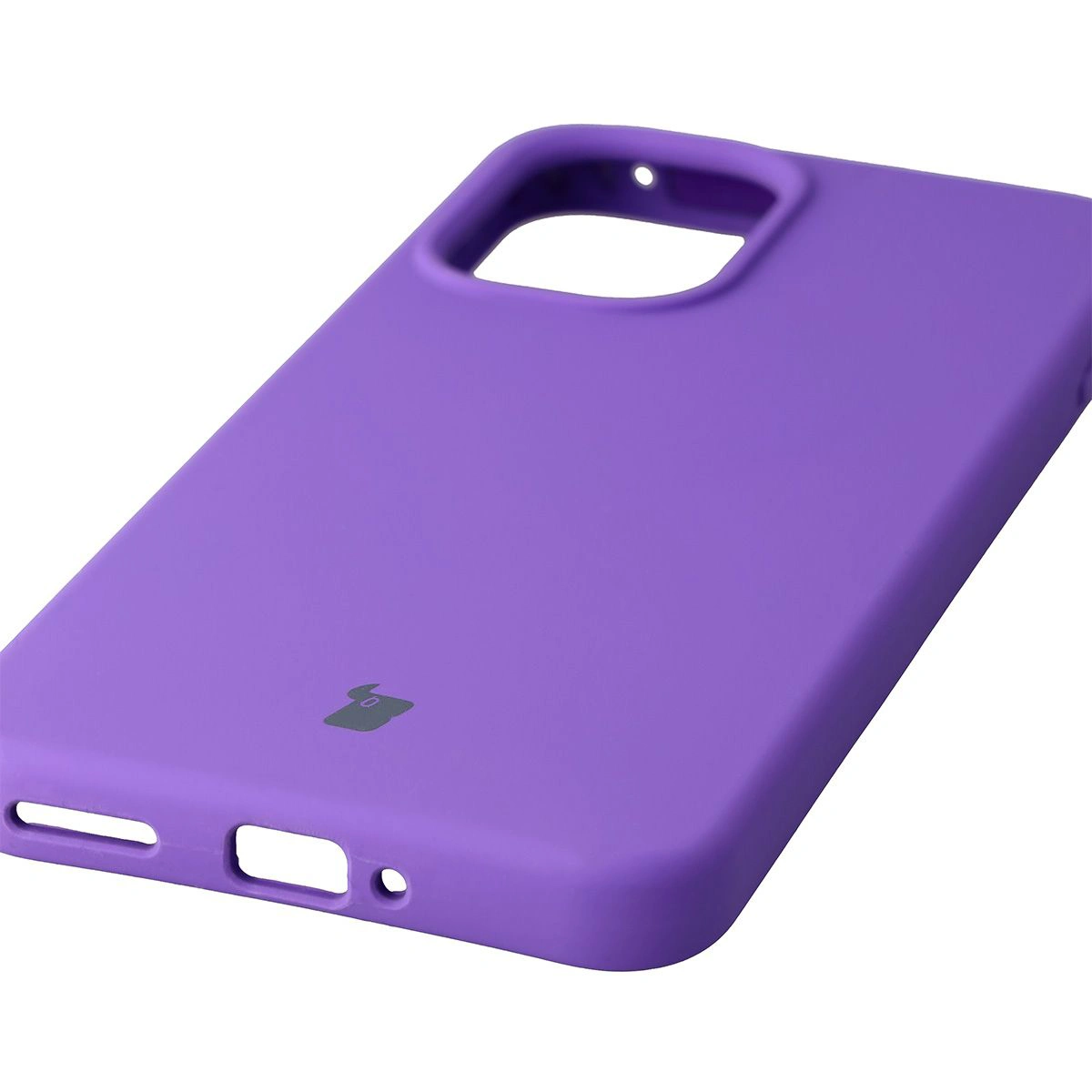 Zbliżenie na precyzyjne wycięcia i możliwość ładowania indukcyjnego w etui Bizon Soft Case do OnePlus 15R