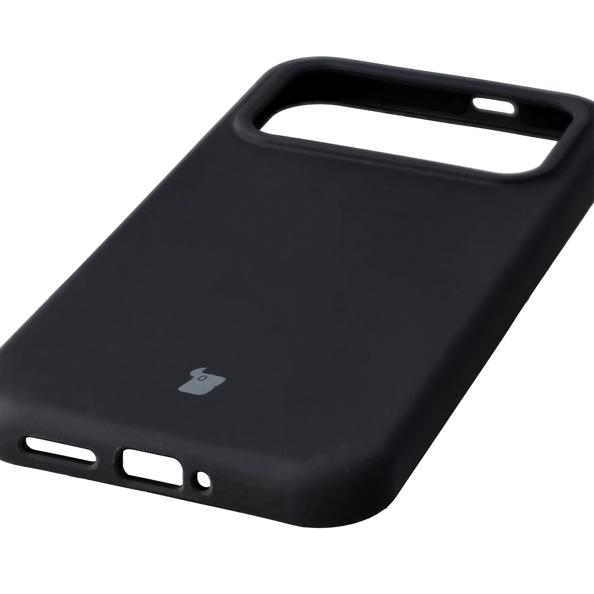 Zbliżenie na precyzyjne wycięcia i możliwość ładowania indukcyjnego w etui Bizon Soft Case do Xiaomi POCO F8 Ultra