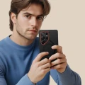 tech-protect-kevlar-aura-magsafe-samsung-galaxy-s25-ultra-black-orange-08.jpg