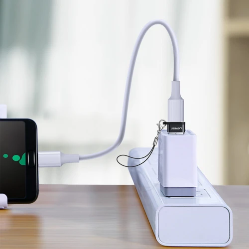 adapter-usb-c-zenski-usb-meski-ugreen-czarny-03.jpg