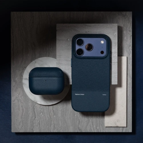 Etui Native Union (RE)Classic do MagSafe do iPhone 18 Pro, granatowe (5/8)