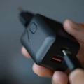 Ładowarka sieciowa Xtorm NextGen 70 W GaN, USB-C PD + USB-A, czarna (8/10)