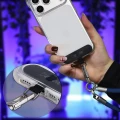 Uniwersalna smycz do telefonu na nadgarstek, szyję i ramię Bizon Accessories ReLoop, ciemnoniebieska (7/7)