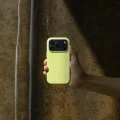 Etui do iPhone 18 Pro, Native Union Neo Case MagSafe, żółte (4/9)