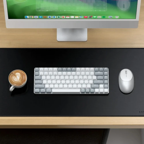 satechi-premium-desk-pad-mat-black-09.jpg