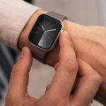 crong-liquid-apple-watch-41-40-38-pasek-brazowy-03.jpg