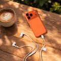Musthavz-GoEasy-In-Ear-headset-USB-C-white-4.jpg