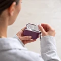 Etui Tech-Protect Silicone Hook do Apple AirPods Pro 3, burgundowe (5/7)