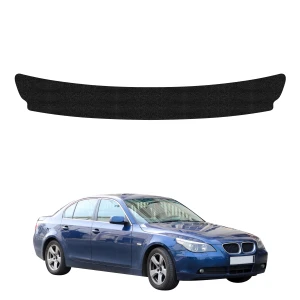 Czarna powłoka techniczna Grizz Protector na próg bagażnika BMW 5 E60 Sedan PreLCI (2003-2007)