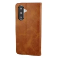 Etui z klapką Bizon Case Pocket do Galaxy A18 / A17, brązowe (4/6)