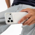 Etui Puro Blend Mag do iPhone 18 Pro Max / 17 Pro Max do MagSafe, srebrne (9/9)
