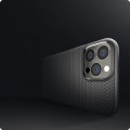 spigen-liquid-air-iphone-13pro-black-32.jpg