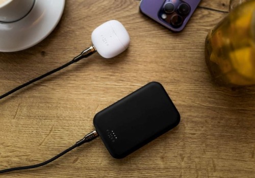 fixed-powerbank-magzen-6000-mah-black-06.JPG