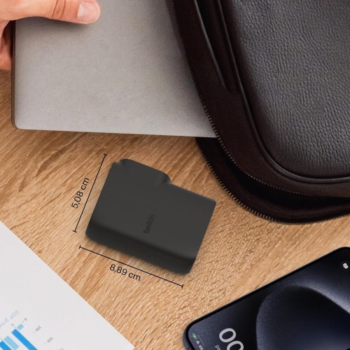 belkin-boost-hybrid-wall-25w-powerbank-5k-travel-black-08.jpg