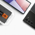 spigen-glas-tr-ez-fit-2-pack-galaxy-z-fold-6-clear-09.jpg
