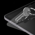 belkin-sf-temperedglass-eatray-ipad-air-13-2024-m2-06.jpg