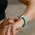 crong-liquid-apple-watch-38-40-41-42mm-turquoise-03.jpg