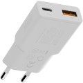 xtorm-sline-line-go2-charger-33w-white-01.jpg