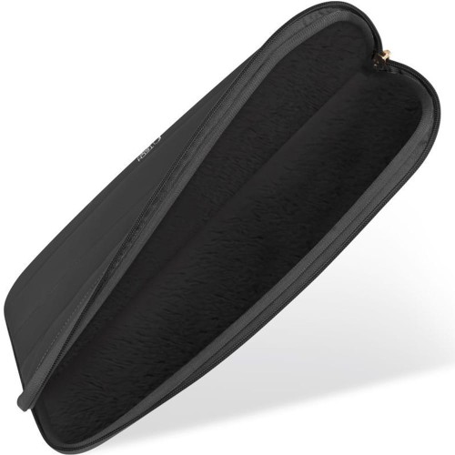 tech-protect-fluffy-13-14-black-08.jpg