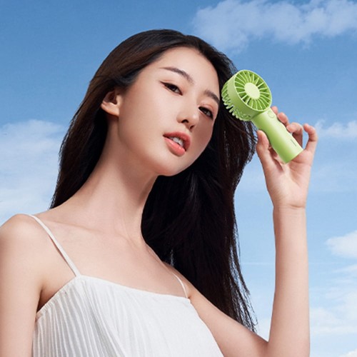 remax-handheld-fan-zielony-02.jpg