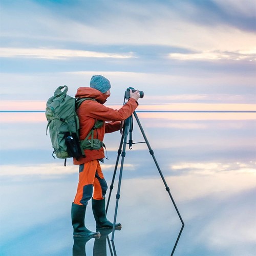 ugreen-professional-tripod-lp661-black-05.jpg