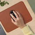 satechi-premium-mouse-pad-brown-07.jpg