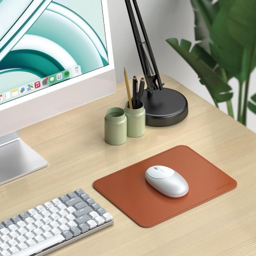 satechi-premium-mouse-pad-brown-08.jpg