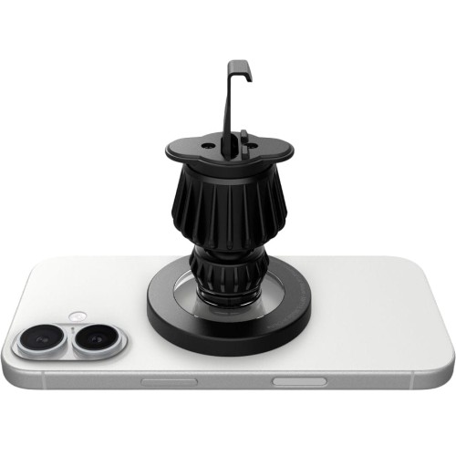 spigen-mft-13-magnetic-magsafe-dashboard-vent-car-mount-gray-08.jpg