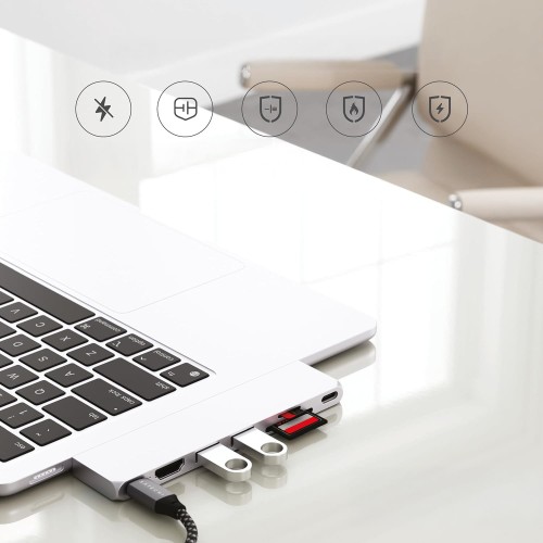 satechi-pro-hub-slim-usb-c-for-macbook-silver-08.jpg