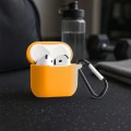 bizon-case-headphone-silicone-apple-airpods-4-carrot-04.webp