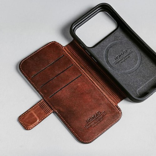 nomad-modern-leather-folio-iphone-17-pro-horween-olde-dublin-12.jpg