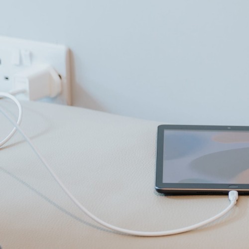 mophie-essentials-cable-usb-c-usb-c-1m-white-07.jpg