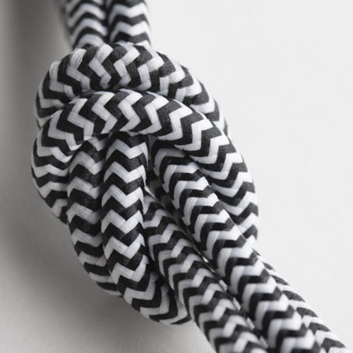 native-union-belt-cable-usb-c-lightning-120cm-zebra-10.jpg