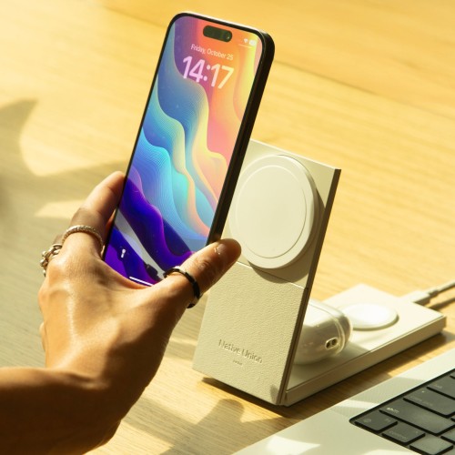 native-union-rise-3-in-1-charger-qi2-magsafe-sandstone-09.jpg
