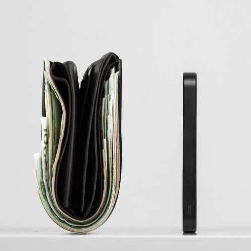 native-union-reclassic-powerbank-5000mah-black-04.jpg