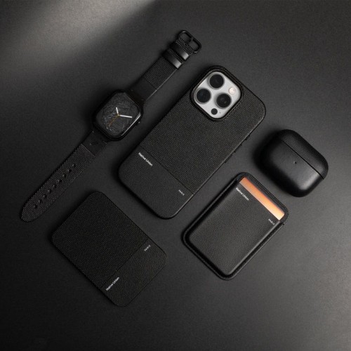 native-union-reclassic-powerbank-5000mah-black-06.jpg