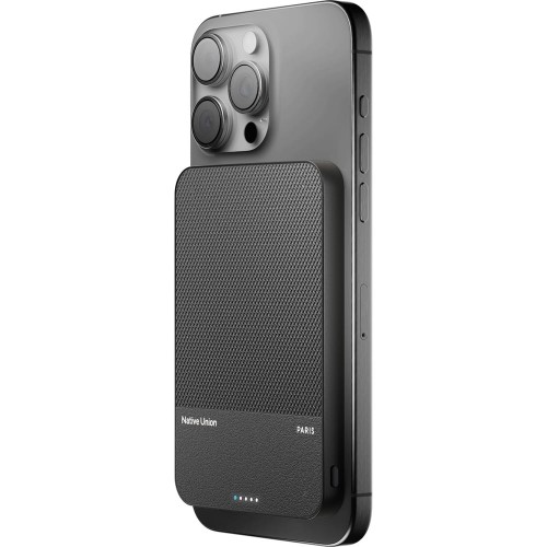 native-union-reclassic-powerbank-5000mah-black-02.jpg