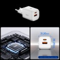 spigen-essential-wall-charger-ee352eu-35w-white-06.jpg