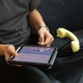 native-union-pop-phone-usb-c-lemon-05.jpg