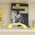 native-union-pop-phone-usb-c-lemon-06.jpg