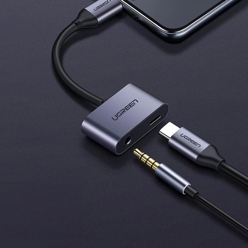 ugreen-cm193-2-port-usb-c-to-minijack-usb-c-grey-02.jpg