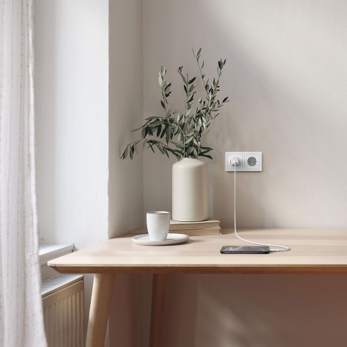 belkin-boost-compact-20w-usbc-pd31-white-05.jpg