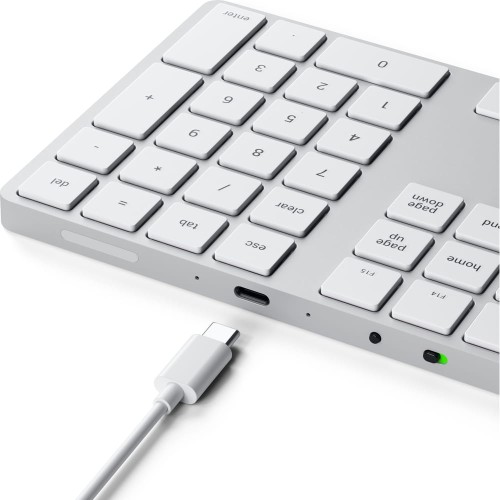satechi-bluetooth-extended-keypad-silver-05.jpg