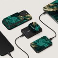 burga-magsafe-powerbank-gunmetal-emerlad-pool-06.jpg