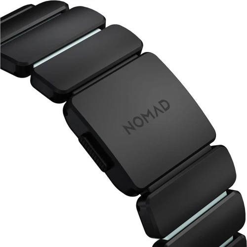 nomad-stratos-band-apple-watch-45-46-49-mm-black-titanium-icy-blue-glow-13.jpg