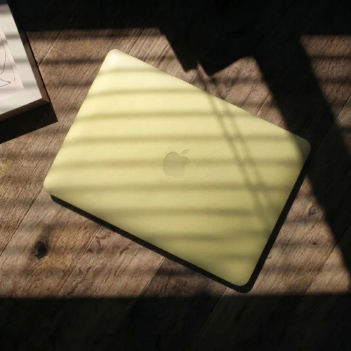 tech-protect-softshell-macbook-neo-13-2026-matte-clear-07.jpg