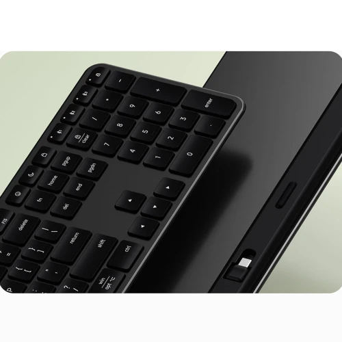 satechi-slim-ex3-space-gray-06.jpg
