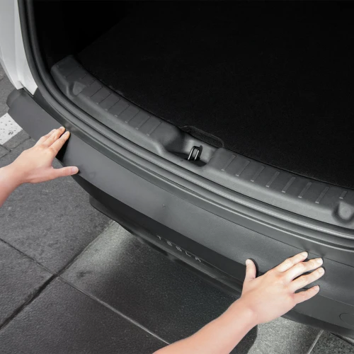 spigen-rear-bumper-protector-tesla-model-y-juniper-matte-black-08.jpg