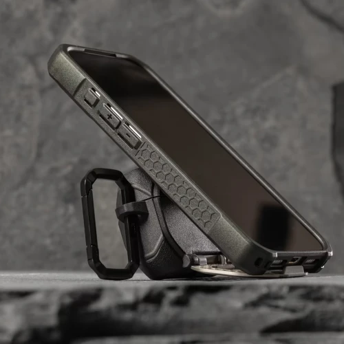 uag-monarch-airpods-pro-3-black-silver-09.jpg